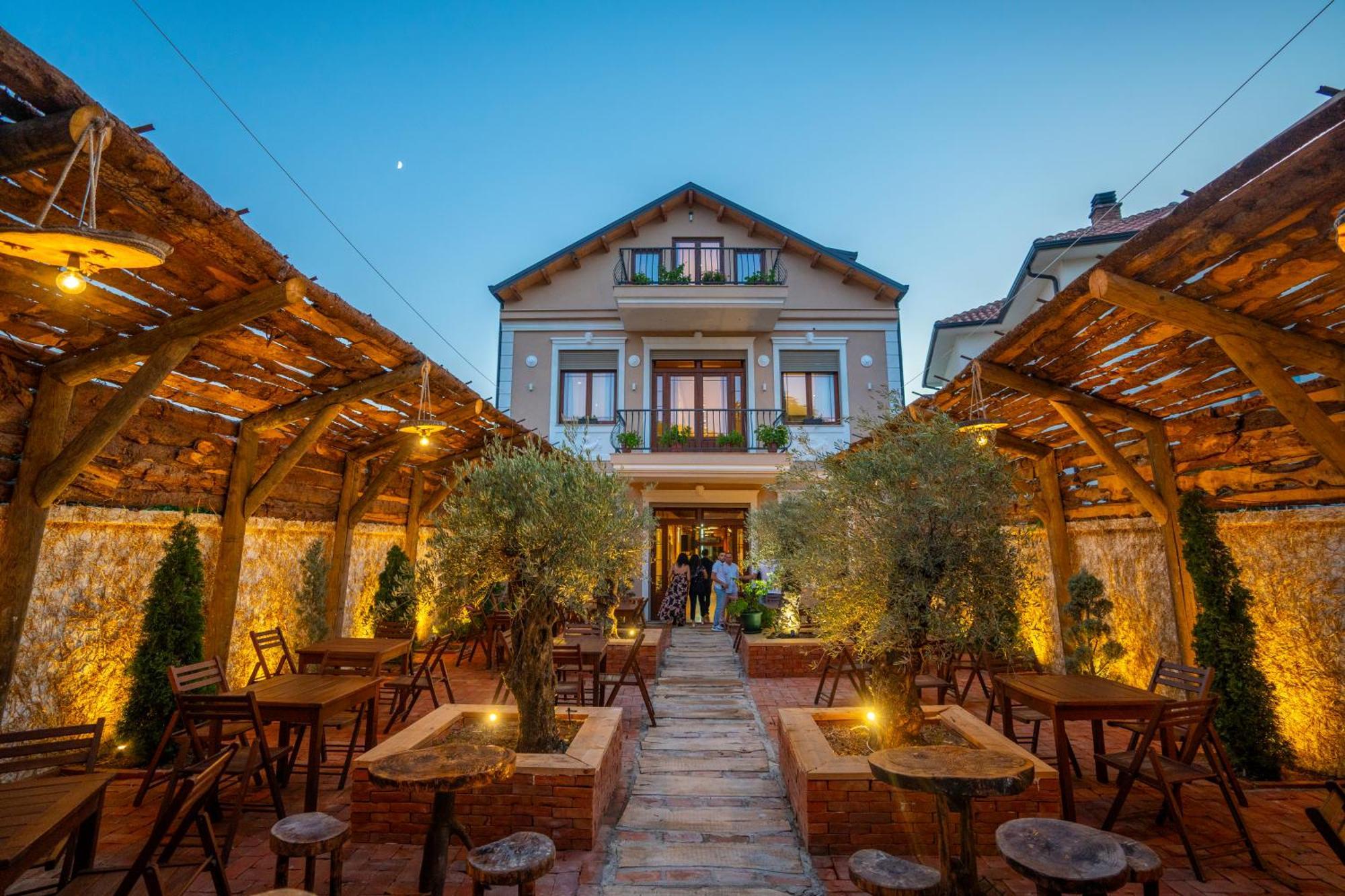 Gjuhadoli Hotel Restaurant Шкодер Екстер'єр фото