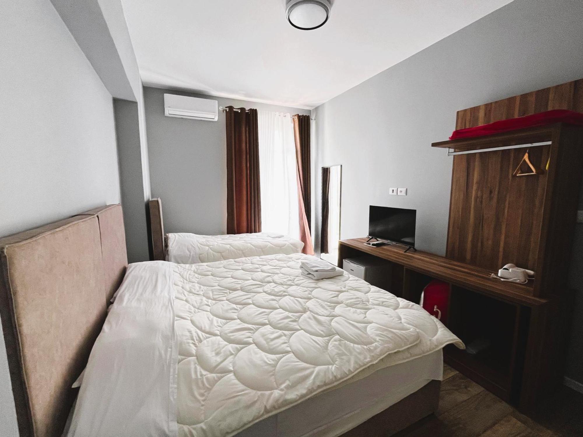 Gjuhadoli Hotel Restaurant Шкодер Екстер'єр фото